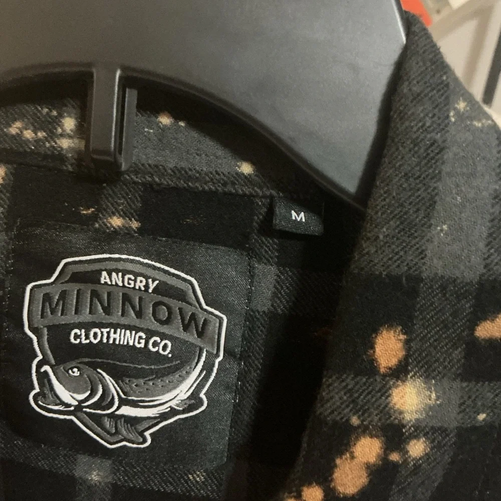 EUC Angry Minnow Flannel Shirt - Size M - Picture 2 of 8